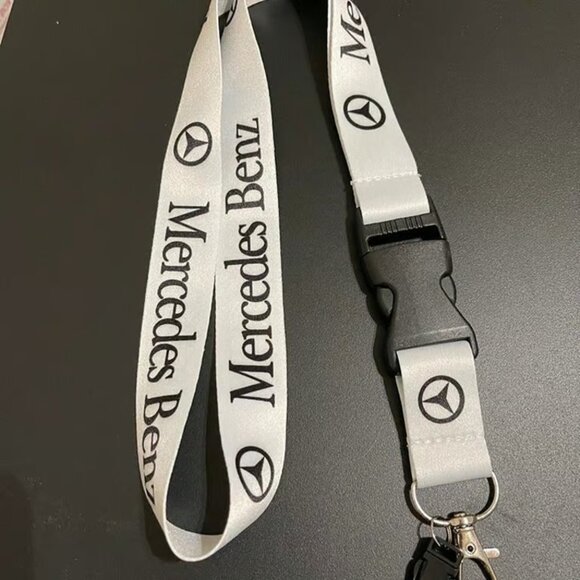 Mercedes Racing Lanyard Quick Release KeyChain - Picture 1 of 1
